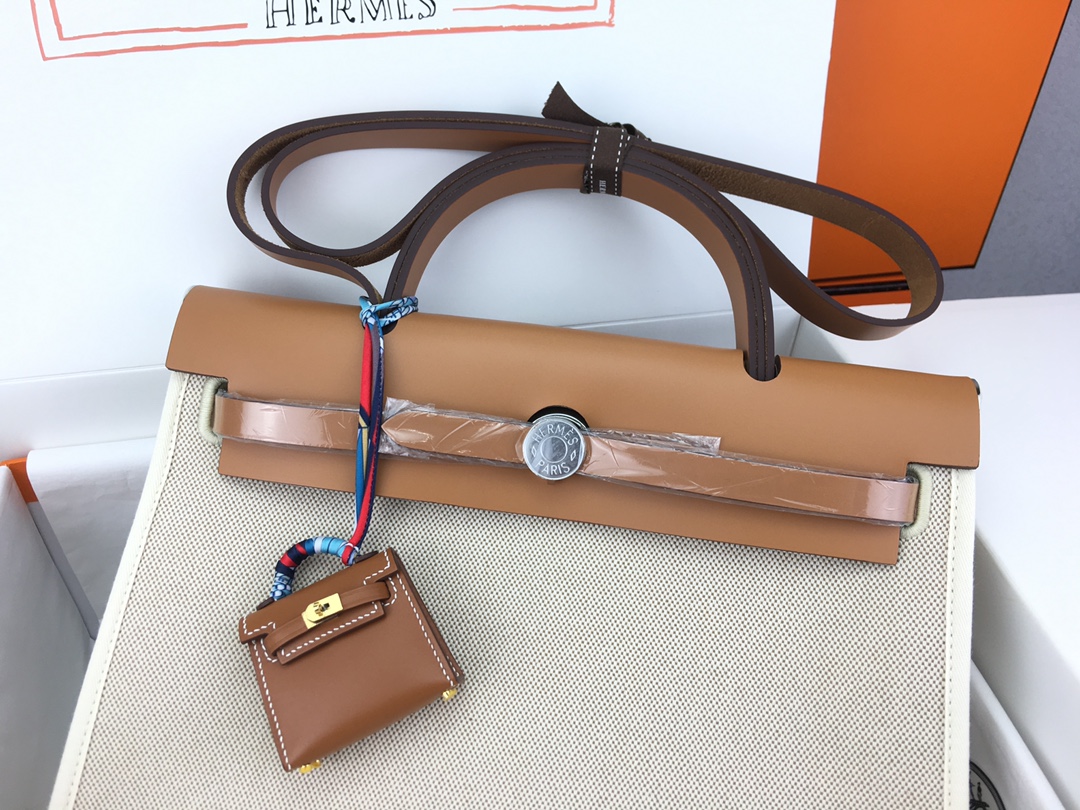 에르메스 에르백31 캔버스 화이트 골드브라운 은장